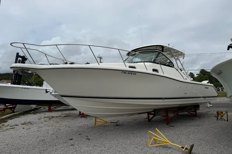 The Image of Pursuit OS 335 Offshore 2008 - 1