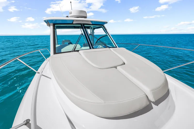 Slide: The Image of A modern boat with a spacious foredeck on open water. - 39