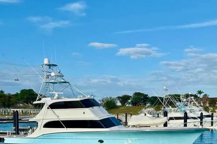 Slide: The Image of Buddy Davis 78 Sportfisherman 2000 - 2