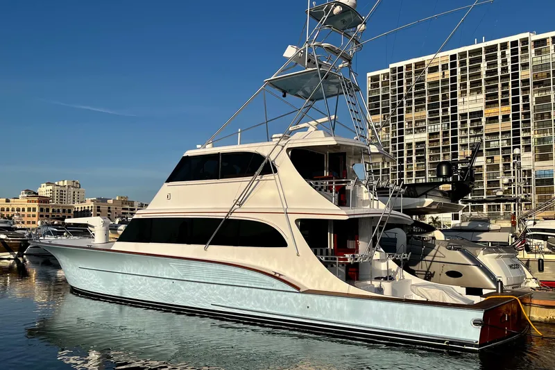 Slide: The Image of Buddy Davis 78 Sportfisherman 2000 - 4