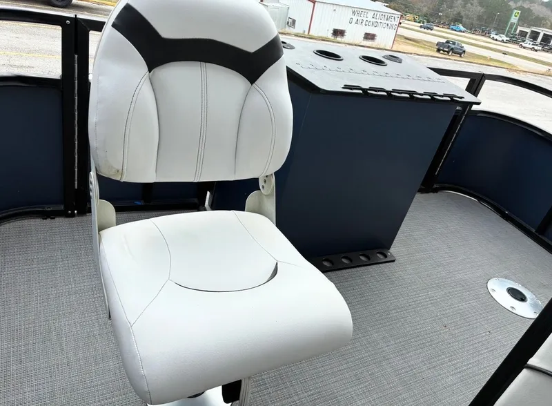 Slide: The Image of White seat on a 2022 Misty Harbor DM20F boat. - 11