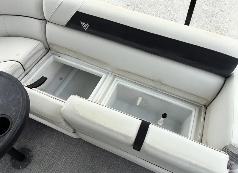 Slide: The Image of Misty Harbor DM20F 2022 boat seat with storage compartments. - 15