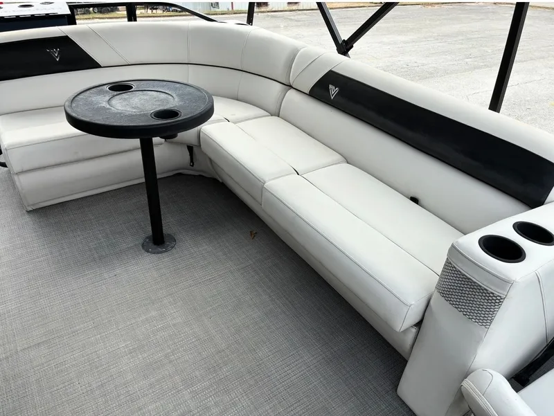 Slide: The Image of Interior of a 2022 Misty Harbor DM20F pontoon boat. - 8