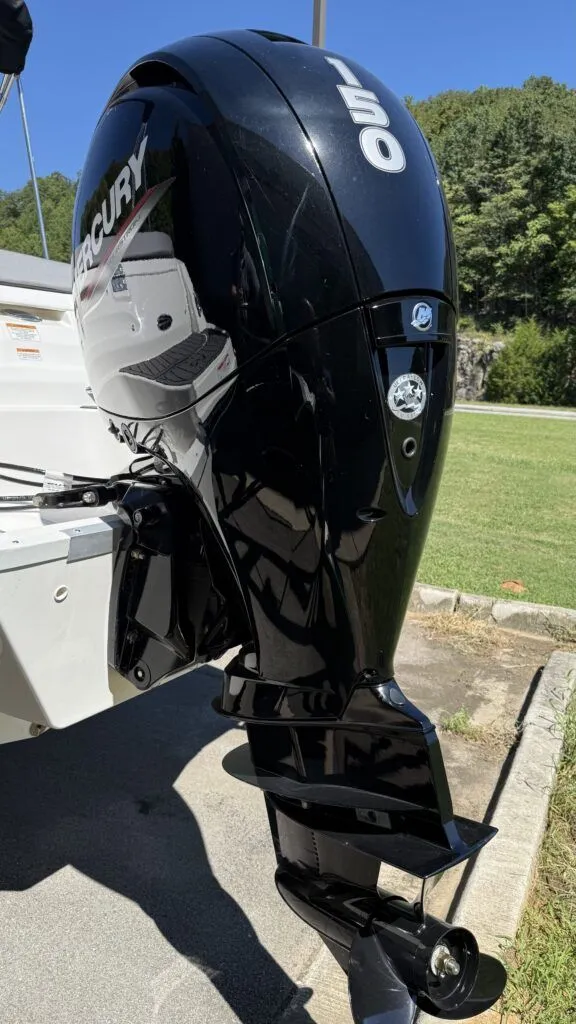 Slide: The Image of 2025 Bayliner VR5OB with Mercury 150 outboard motor. - 3