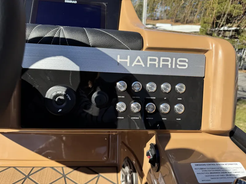 Slide: The Image of Dashboard of Harris Grand Mariner 250, 2025 model, featuring control buttons. - 20