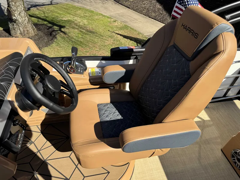 Slide: The Image of Luxurious seating in Harris Grand Mariner 250 boat, model 2025. - 22