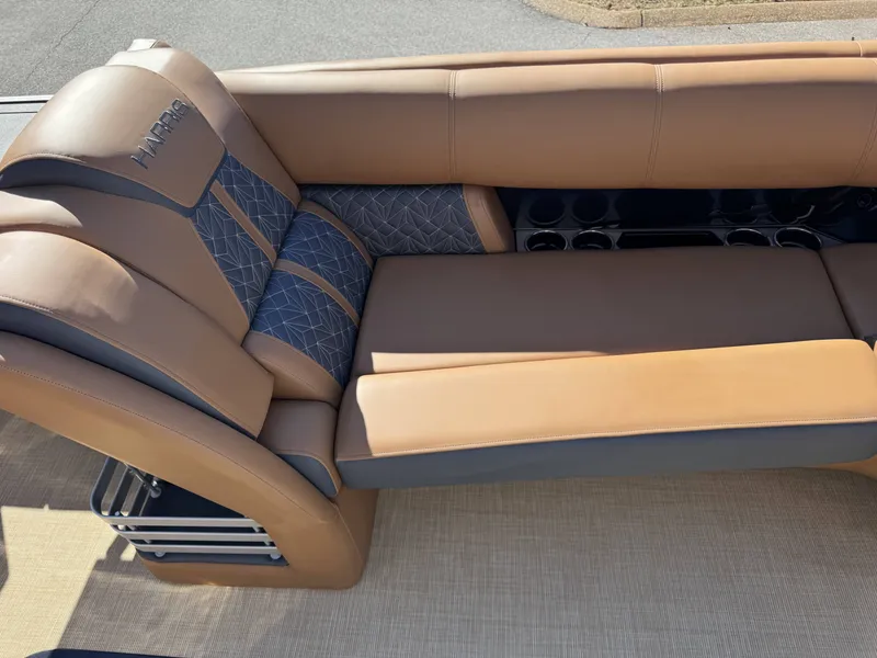 Slide: The Image of Luxurious leather seating in the 2025 Harris Grand Mariner 250. - 27