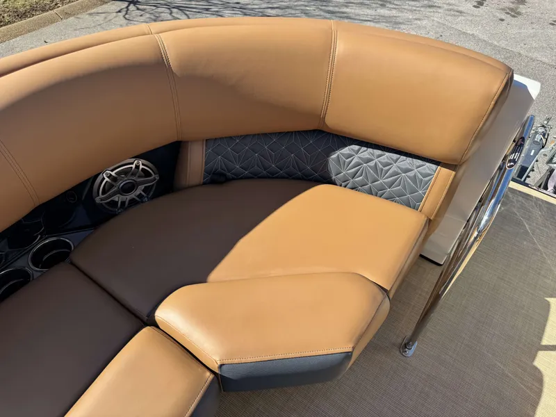 Slide: The Image of Luxurious seating in the 2025 Harris Grand Mariner 250. - 29