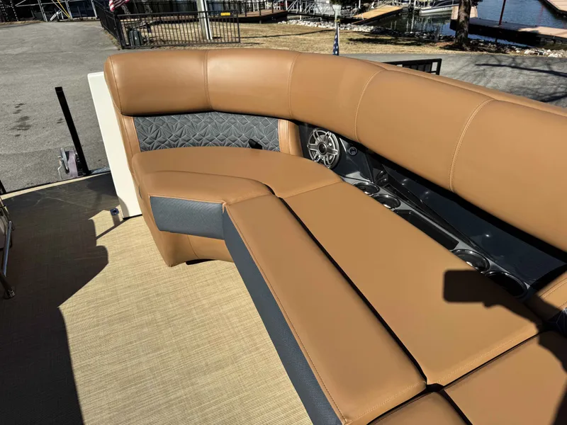 Slide: The Image of Luxurious seating in the 2025 Harris Grand Mariner 250 boat. - 32
