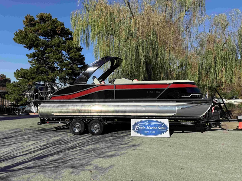 The Image of Harris Grand Mariner 250 2024 - 1