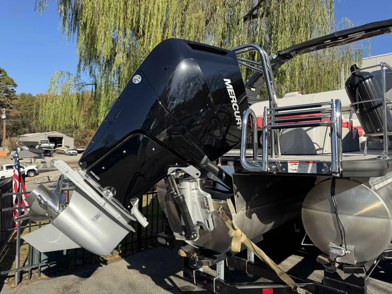 Slide: The Image of 2024 Harris Grand Mariner 250 with Mercury outboard motor. - 21