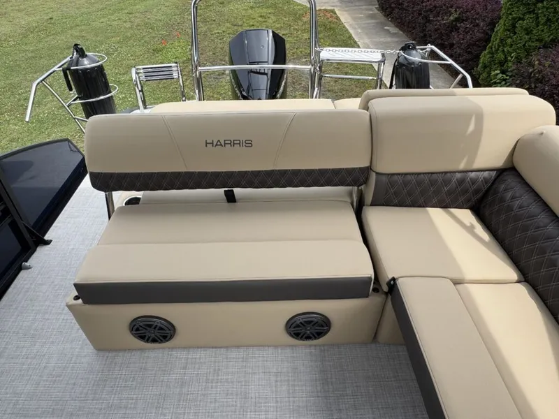 Slide: The Image of Harris SUN 210 boat seating, beige and brown, 2025 model. - 16
