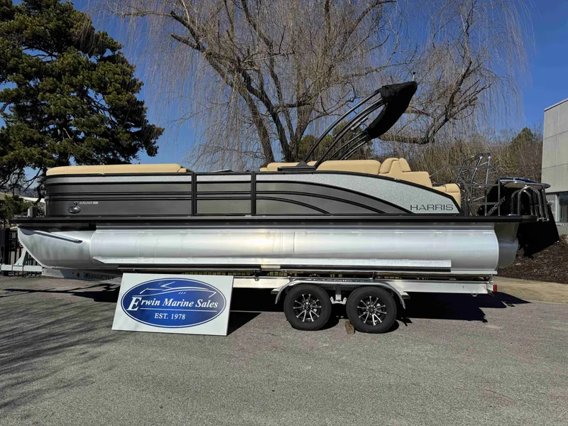 The Image of Harris SUN 250 pontoon boat 2025 on trailer at Erwin Marine Sales. - 1