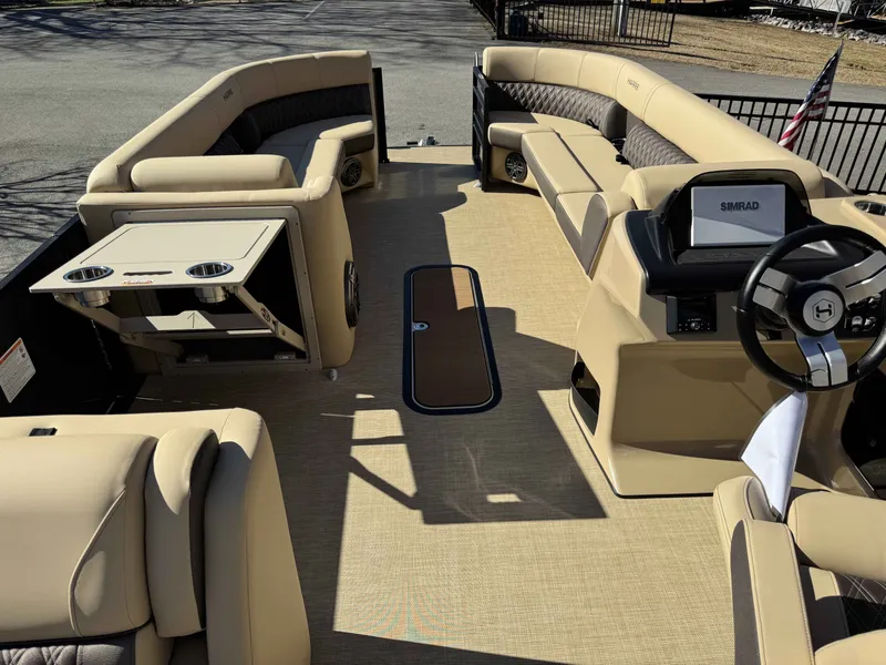 Slide: The Image of Interior of a 2025 Harris SUN 250 pontoon boat. - 22