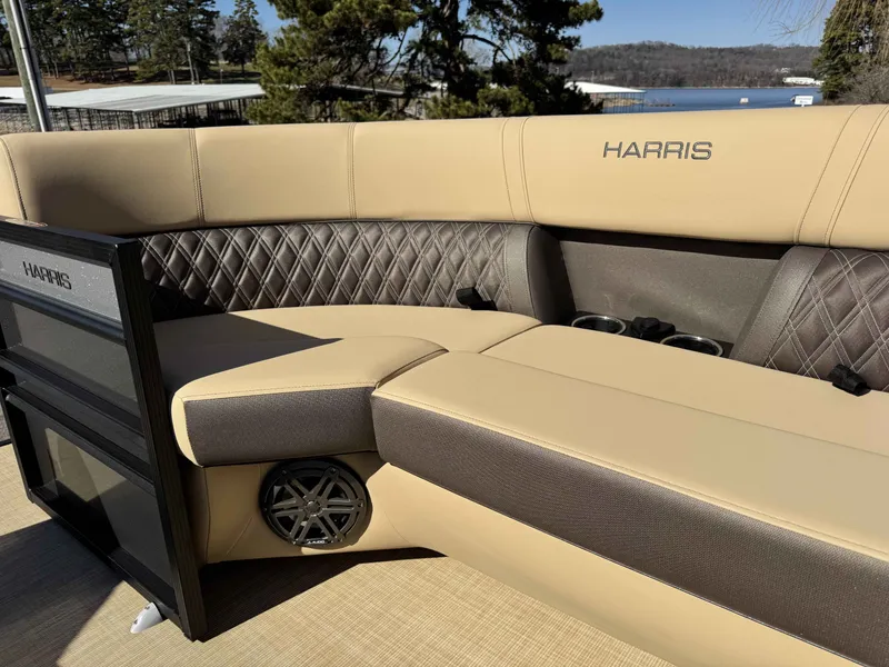 Slide: The Image of Luxurious seating in Harris SUN 250 pontoon boat, model 2025. - 30