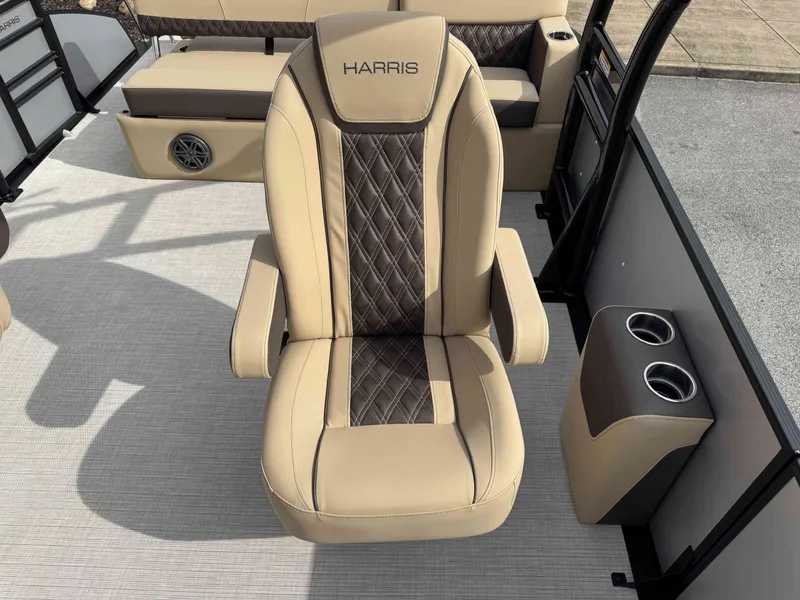 Slide: The Image of Luxurious seating in Harris SUN 250 SPORT boat, model year 2025. - 14