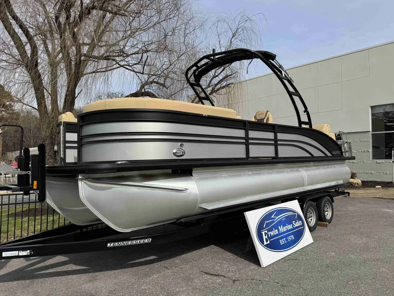 Slide: The Image of 2025 Harris SUN 250 SPORT pontoon boat at Erwin Marine Sales. - 24