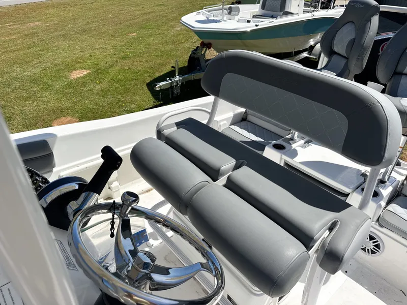 Slide: The Image of Interior of 2024 NauticStar 211 Hybrid with gray seating. - 8