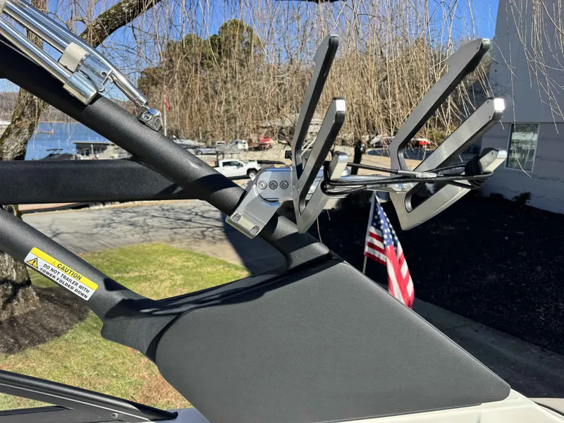 Slide: The Image of Close-up of Sea Ray SDX270 SURF boat details, year 2025. - 22