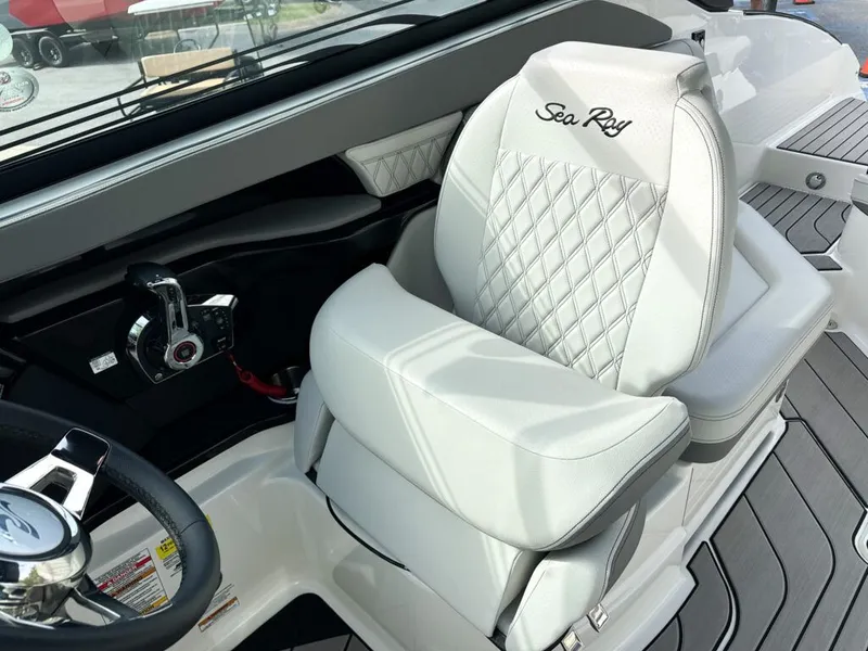 Slide: The Image of Interior of 2024 Sea Ray SXS 260 SURF with luxurious seating. - 9