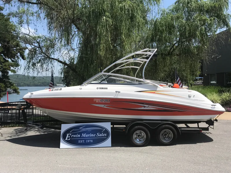 The Image of 2007 Yamaha AR230 HO boat at Erwin Marine Sales. - 1