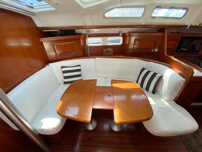 Slide: The Image of Beneteau 423 2003 - 52