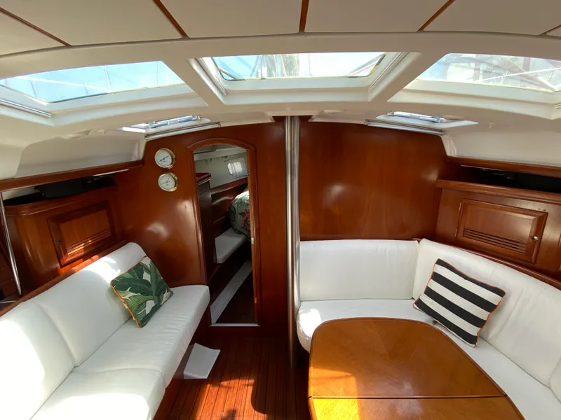 Slide: The Image of Beneteau 423 2003 - 53