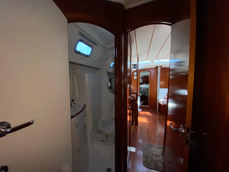 Slide: The Image of Beneteau 423 2003 - 74