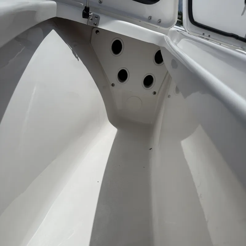 Slide: The Image of Tidewater 2110 Bay Max 2026 - 13