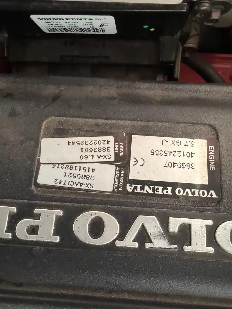 Slide: The Image of Volvo Penta engine in 2008 Four Winns H210 boat. - 18