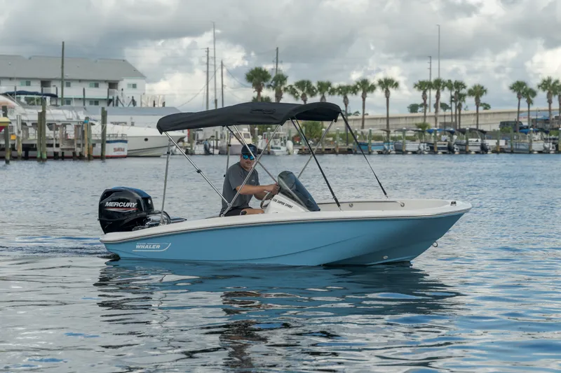 Slide: The Image of Boston Whaler 130 Super Sport 2027 - 5