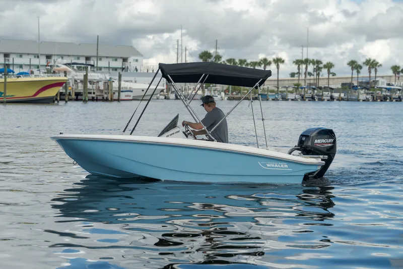 The Image of Boston Whaler 130 Super Sport 2027 - 0