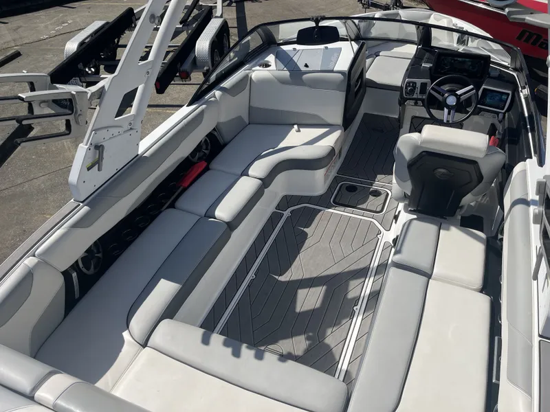 Slide: The Image of Interior of a 2019 Malibu Wakesetter 23 LSV boat. - 5