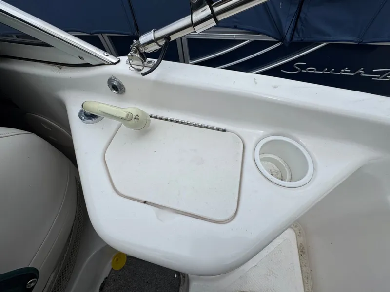 Slide: The Image of Interior of a 2004 Hurricane SD187 boat with sink area. - 9