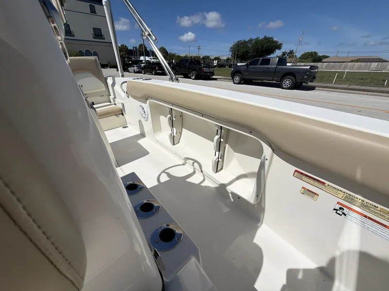 Slide: The Image of Interior view of a 2019 Stingray 186 boat in sunny weather. - 13