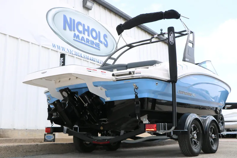 Slide: The Image of 2026 Chaparral 21 SSi boat at Nichols Marine. - 11