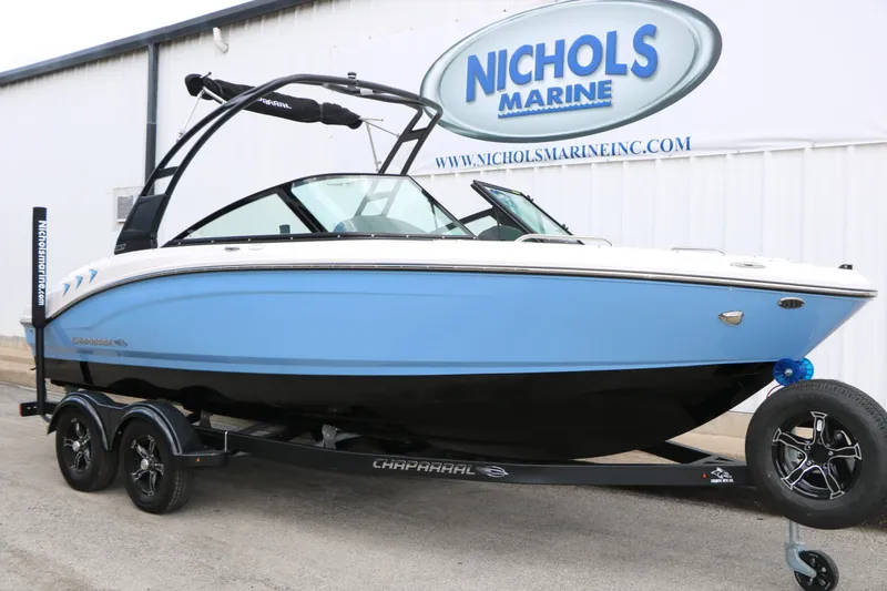 Slide: The Image of 2026 Chaparral 21 SSi boat at Nichols Marine. - 5