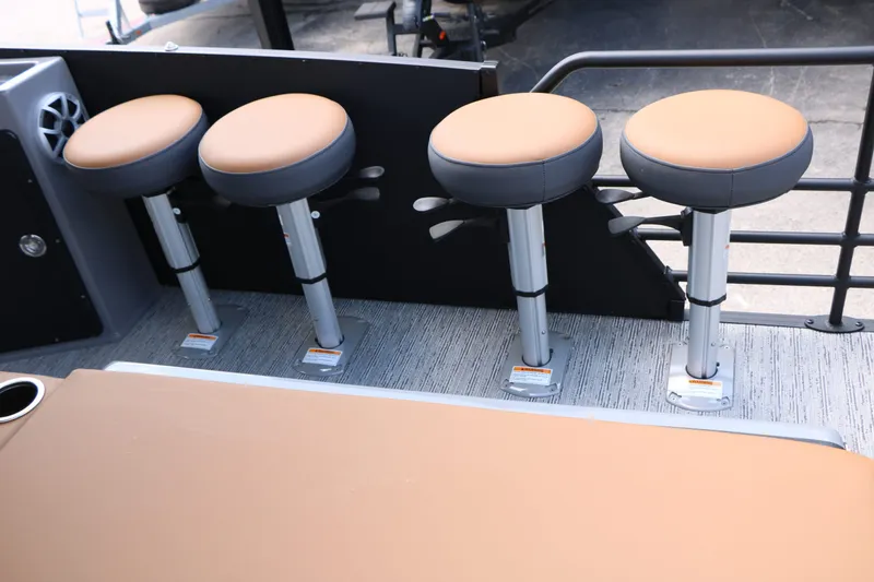 Slide: The Image of Bar stools on Sylvan L3 DLZ Bar Platinum Edition Tri Toon 2026. - 33