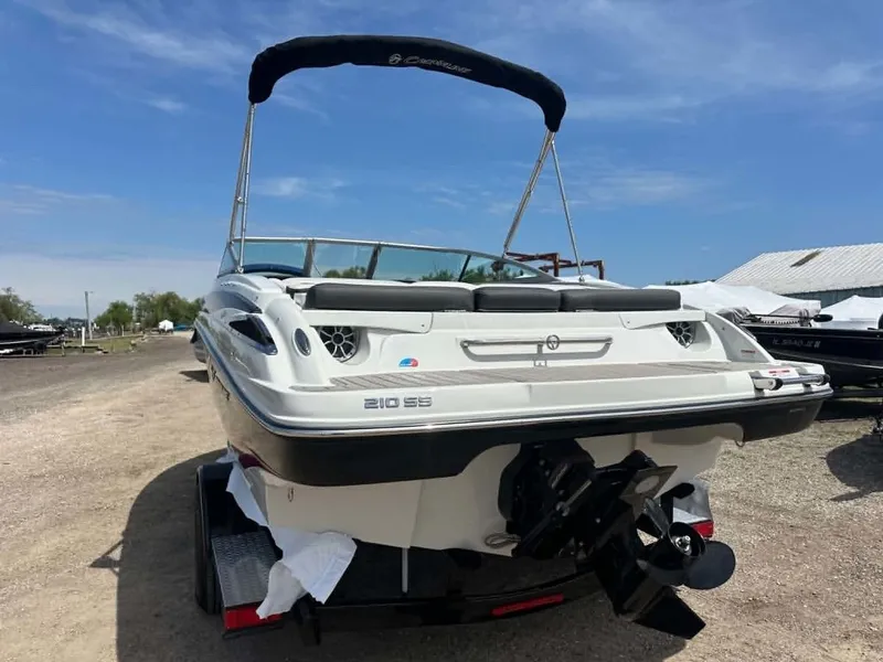 Slide: The Image of Crownline Boats 210 SS 2024 - 23