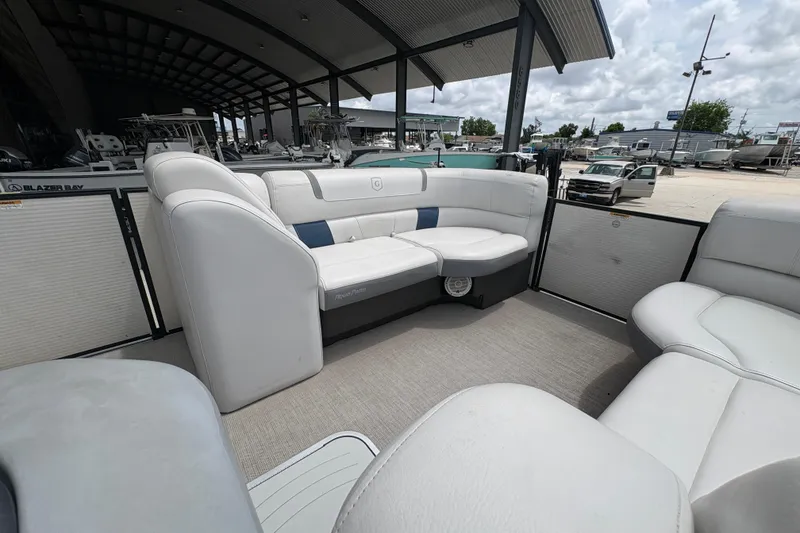 Slide: The Image of Godfrey Aqua Patio 2019 - 13