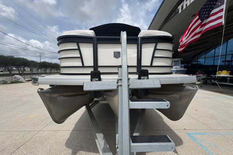 Slide: The Image of Godfrey Aqua Patio 2019 - 9