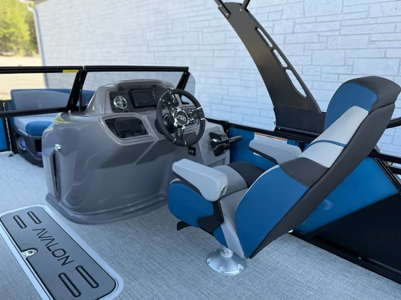 Slide: The Image of Interior of Avalon 2385 LSZ VRB Windshield 2026 with blue seating. - 11