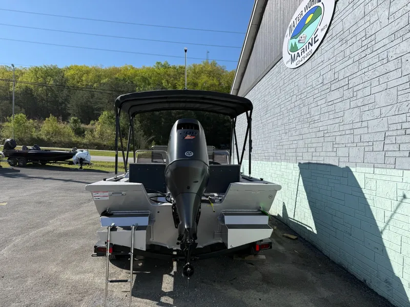 Slide: The Image of SeaArk Easy 200 boat 2026 at Water World Marine. - 7