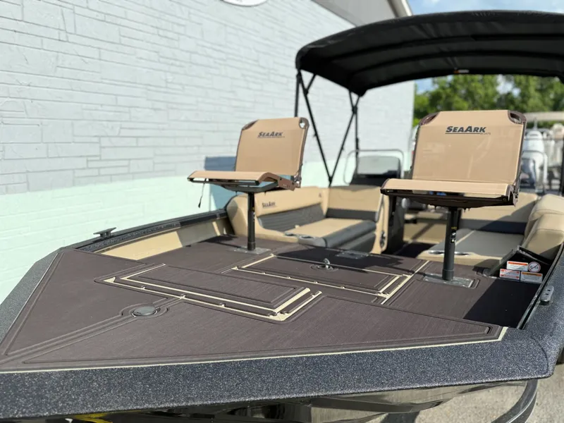 Slide: The Image of SeaArk Easy 200 boat 2026 with comfortable seating and modern design. - 7