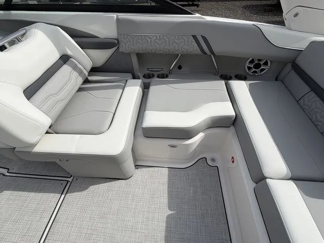 Slide: The Image of Regal LS2 2026 - 7