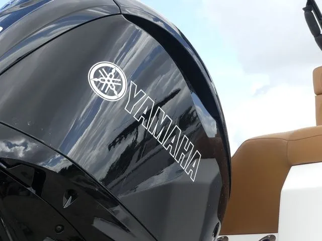 Slide: The Image of Yamaha outboard motor on Key West 291 FS boat, 2026 model. - 9