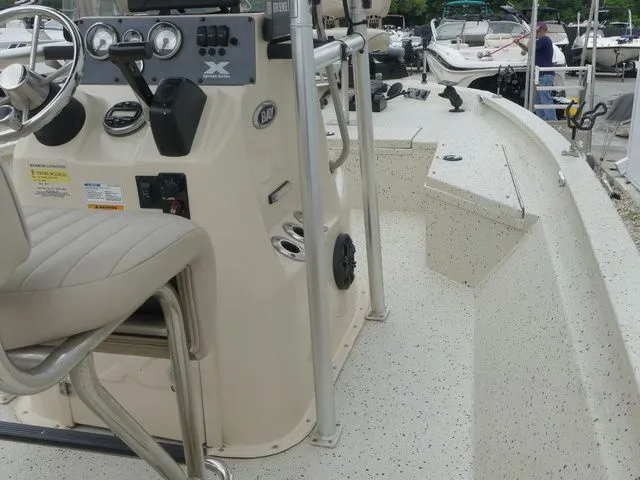 Slide: The Image of Xpress Hyper-Lift® Bay H20B 2016 - 34