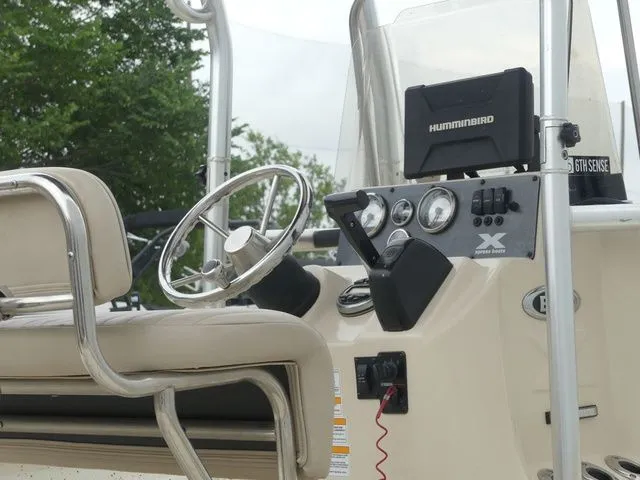 Slide: The Image of Xpress Hyper-Lift® Bay H20B 2016 - 44