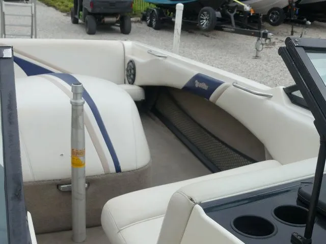 Slide: The Image of Malibu Sunsetter 1999 - 13