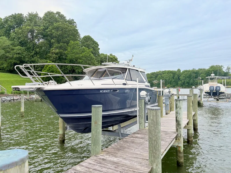 Slide: The Image of Cutwater 288 Coupe 2022 - 2